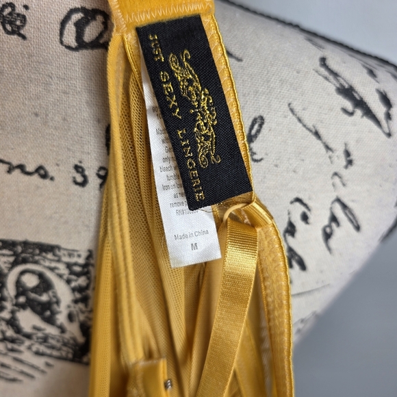 Just sexy lingerie yellow lace babydoll chemise sz M - Picture 4 of 4